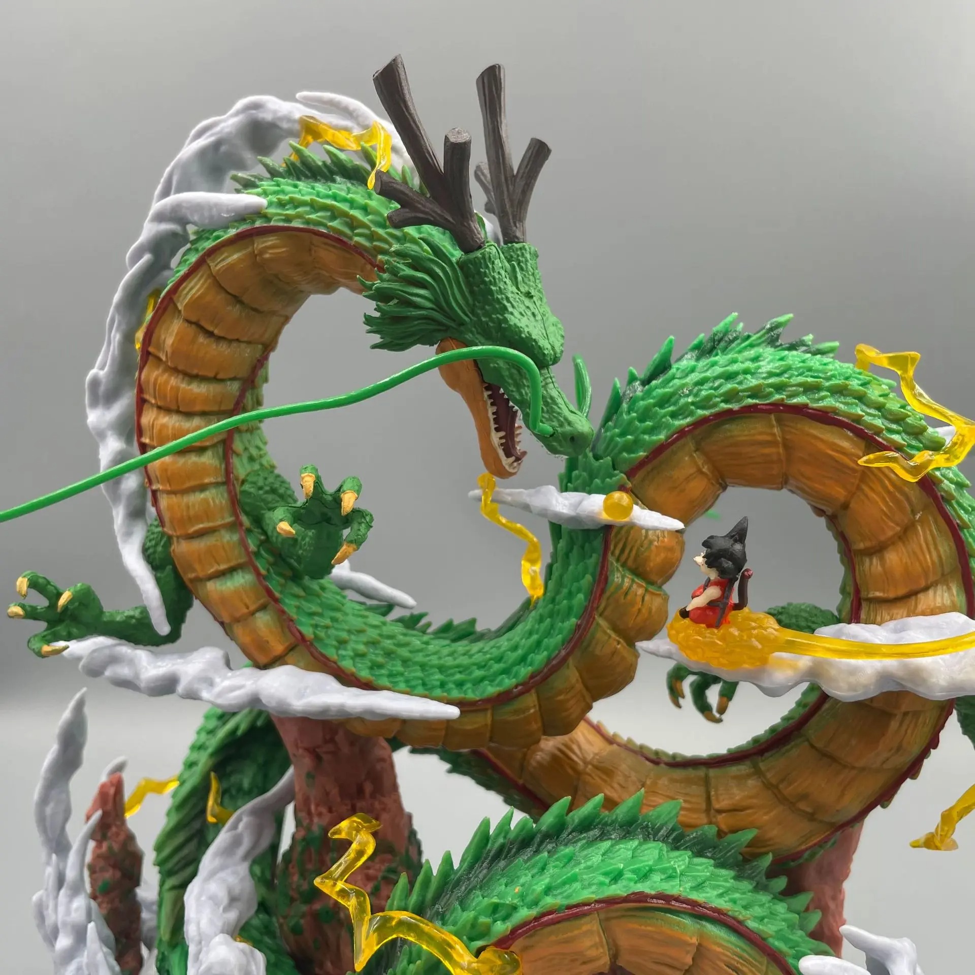 Shenron 24cm